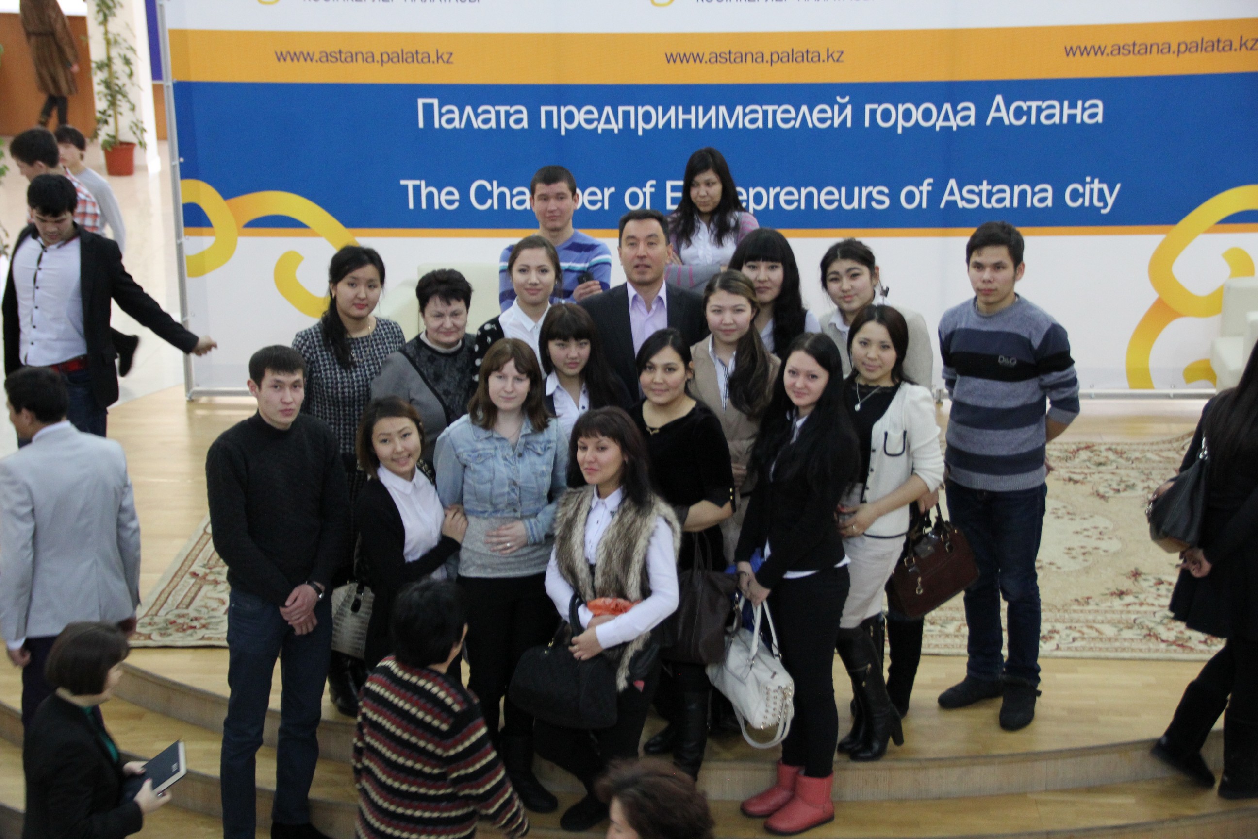 Serikbay Bisekeev meeting students in Astana