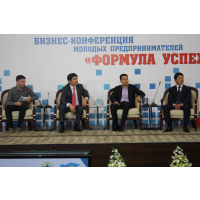 Серикбай Бисекеев поделился формулой успешного бизнеса с молодыми предпринимателями